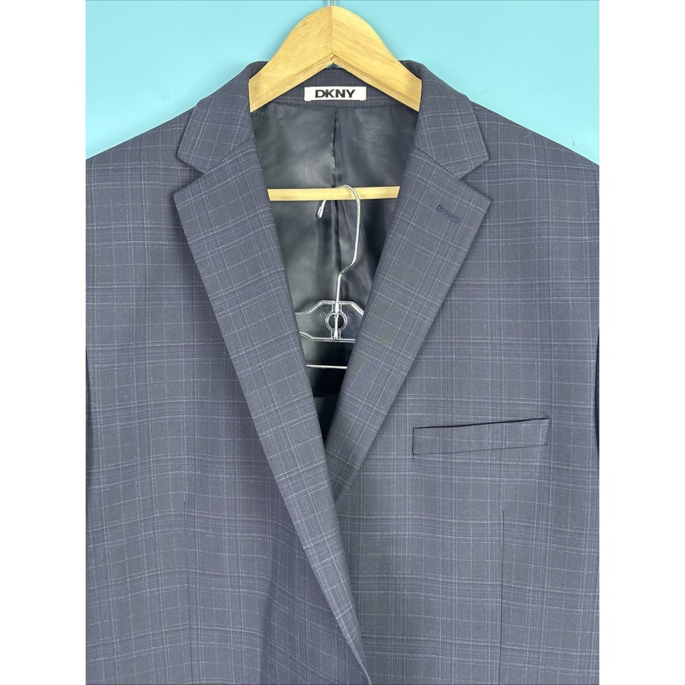 $497 DKNY Blue Modern-Fit Plaid Stretch 2-Piece Jacket Suit Size 50R 40x30